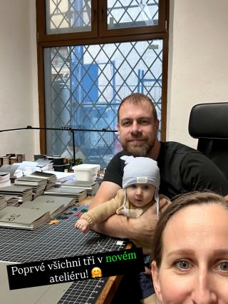 Teď se děje tolik nového! 🤗 Nový ateliér, nové prostory, nová prodejna, nové rodičovské role v našich životech.. je to...